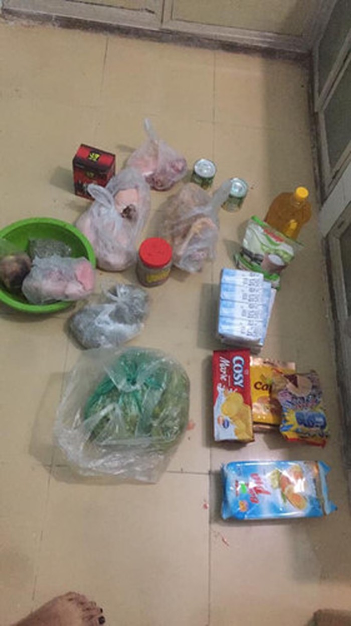 muon kieu gui qua cua me chong nha nguoi ta khien con dau ghen ti