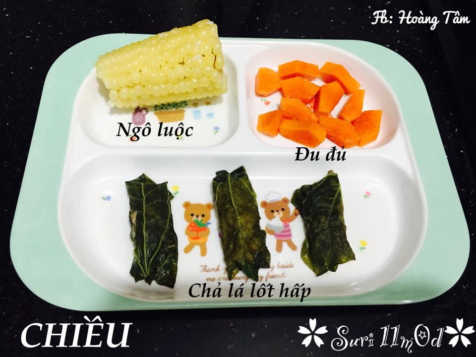 thuc don com nat an nhu nguoi lon cua em be 10 thang tuoi