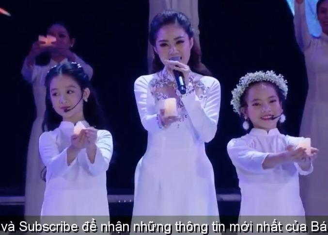 xuat hien vai giay tai hoa hau viet nam 2018 be gai duoc du doan la hoa hau tuong lai