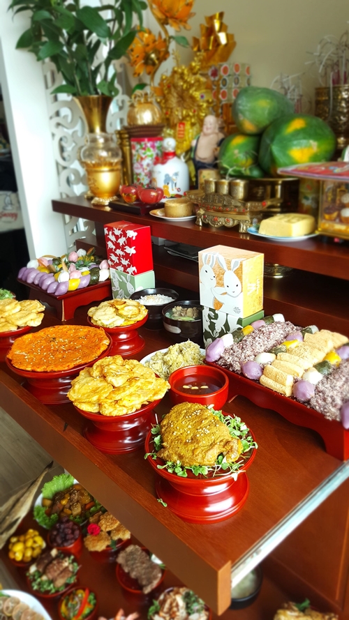 Mâm cỗ trung thu gần 60 món Việt, Hàn của nữ tiến sĩ mam co trung thu gan 60 mon viet han cua nu tien si