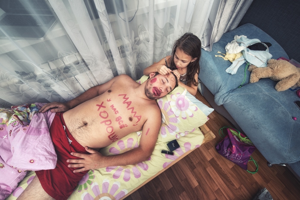 'Khi mẹ vắng nhà, mọi thứ đều ổn' khi me vang nha moi thu deu on