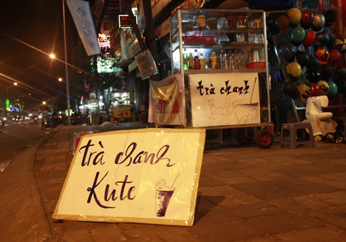tra chanh sai gon voi den voi di