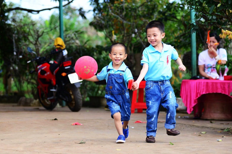 choi voi con du chi 5 phut cung quy gia
