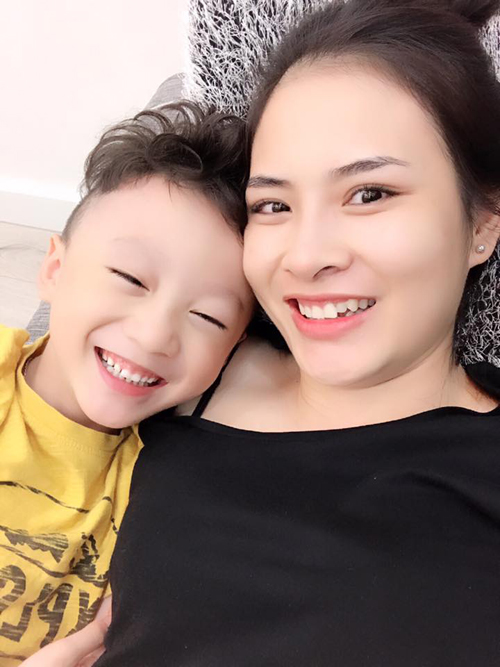 me don than nuoi con 12 kg thanh cau be tai nang