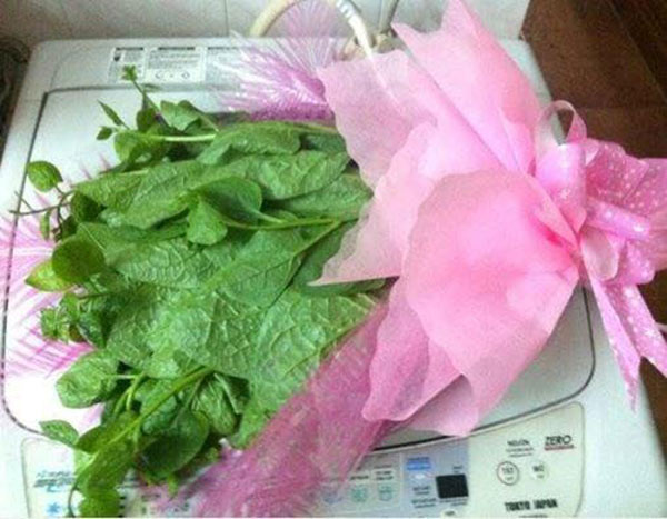 chi em tum tim tam dac voi nhung bo hoa 2010 phien ban thuc an sieu thiet thuc