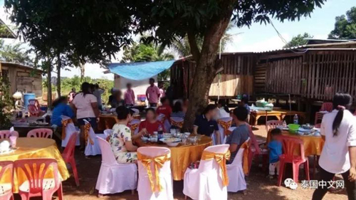 chu re bo tron trong ngay cuoi vi khong lo du sinh le