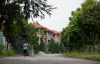 hai nong dan hau toa vi gay dau don cho lon tai anh