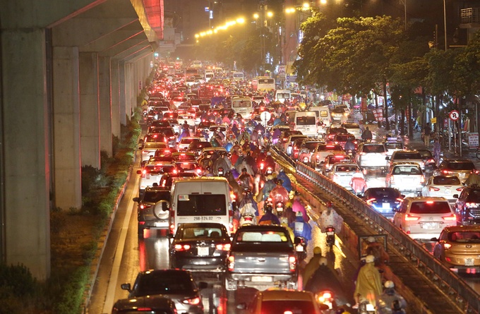 nhung dieu khach tay tuong va thuc te khi toi viet nam