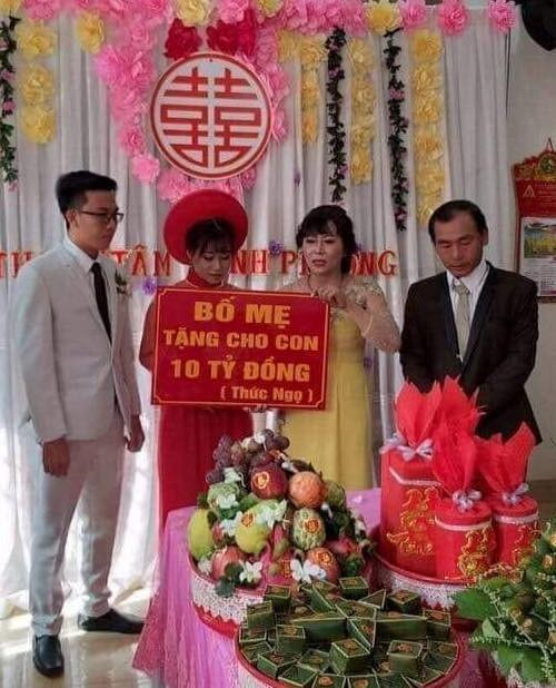 co dau chu re binh phuoc duoc cha me trao qua cuoi 10 ty dong