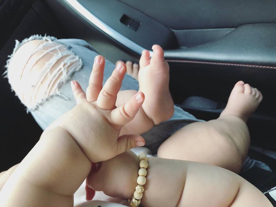 Nhờ ăn thứ này, em bé 5 tháng tuổi nặng gần 9 kg, tăng cân nhanh mẹ 'hãm' không kịp nho an thu nay em be 5 thang tuoi nang gan 9 kg tang can nhanh me ham khong kip