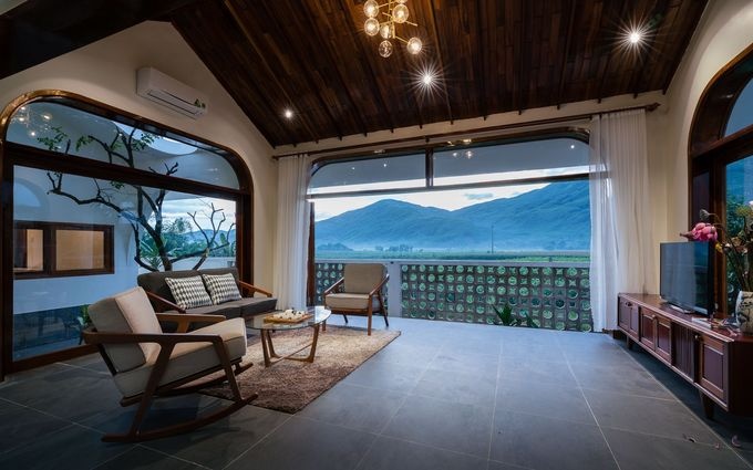 ngoi nha dep nhu resort con trai xay tang ba me o binh dinh