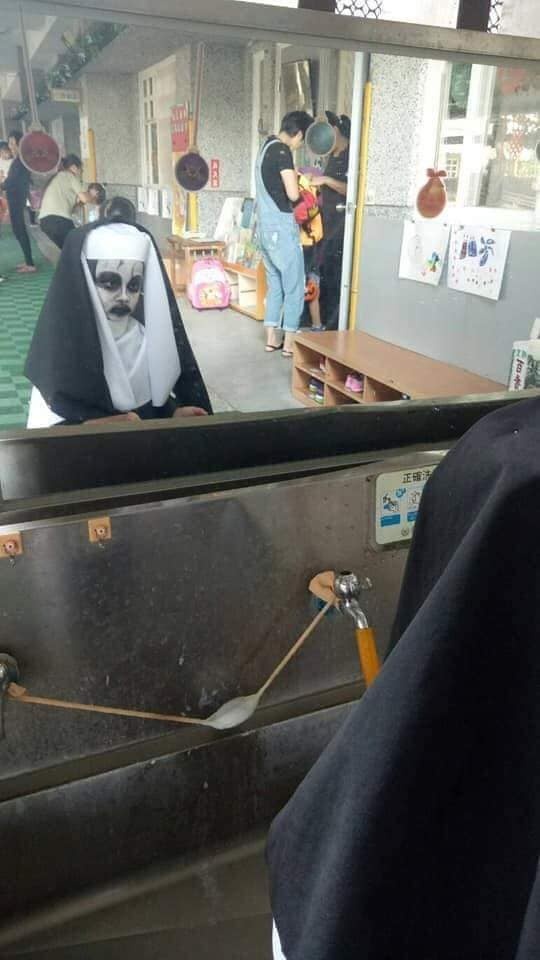 Halloween và những màn hóa trang cho trẻ nhỏ 'đỉnh' nhất từ trước đến giờ halloween va nhung man hoa trang cho tre nho dinh nhat tu truoc den gio
