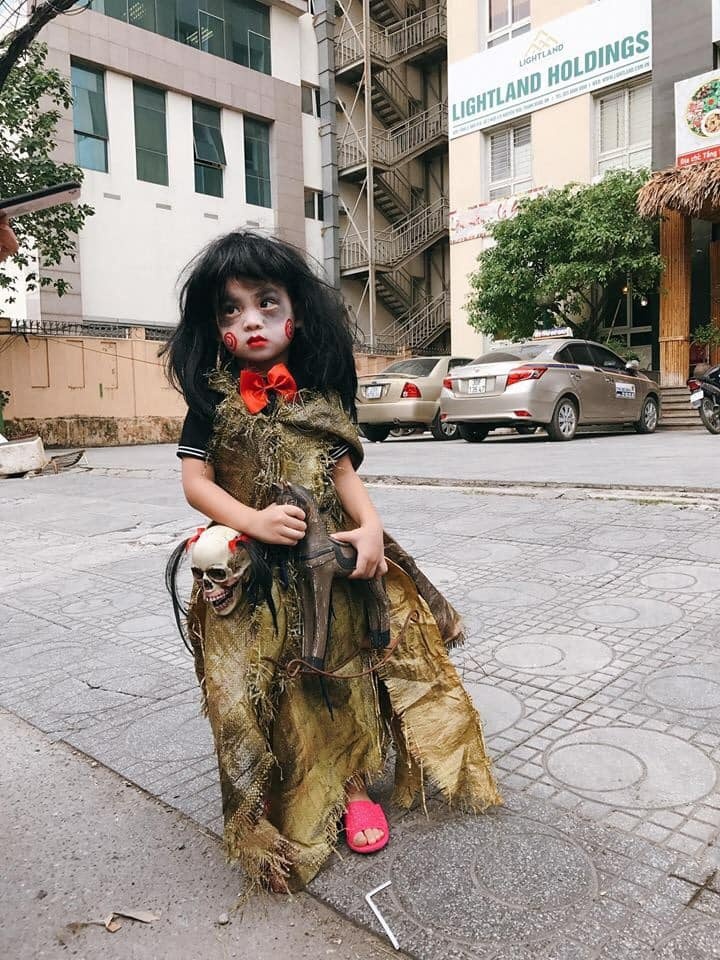 cuoi nghieng nga voi nhung man hoa trang halloween doc dao nhat nam nay