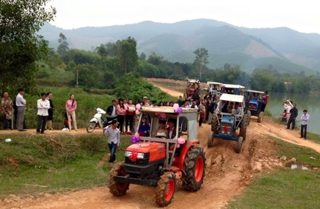 nhung dam cuoi hoi doc la nhat viet nam