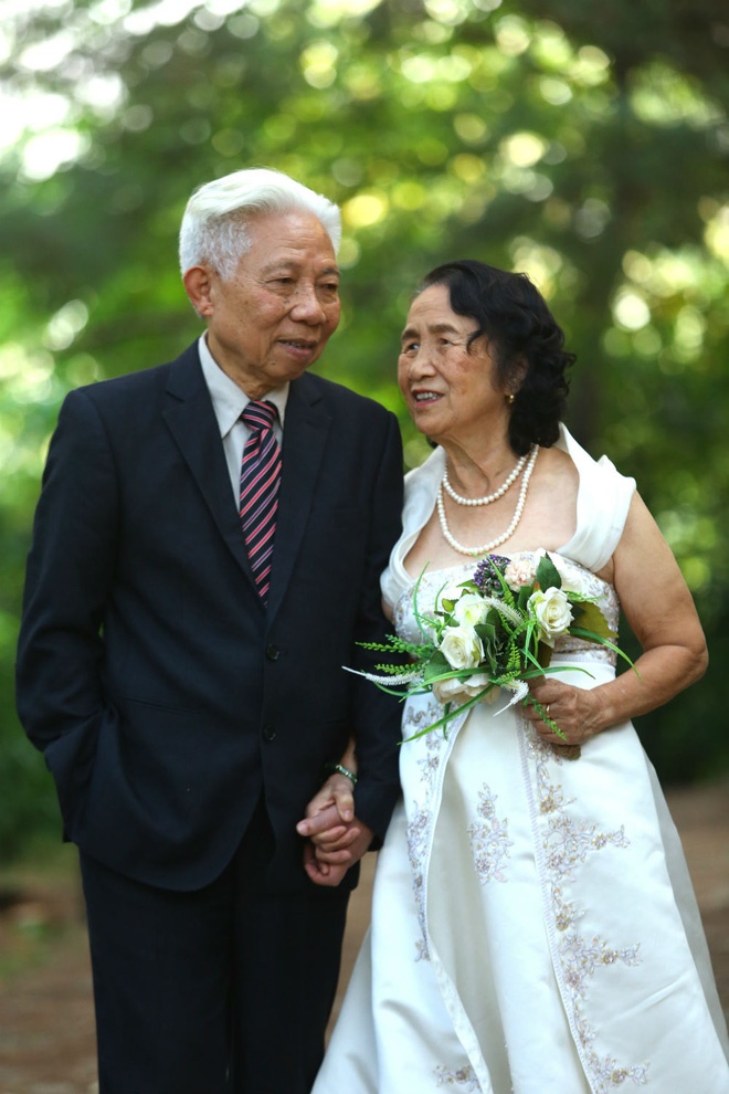 co dau trong bo anh cuoi 3 the he bo anh la loi cam on den ong ba bo me hai ben