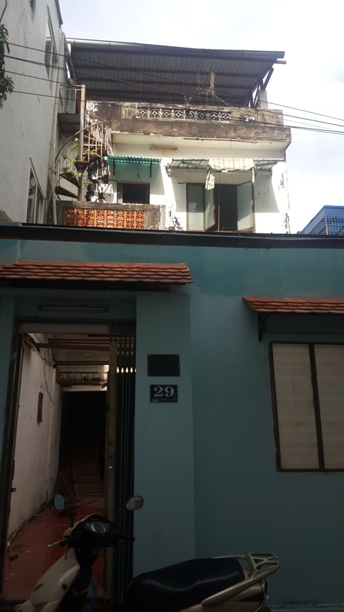 gia chu sai gon bo nua nha lam san