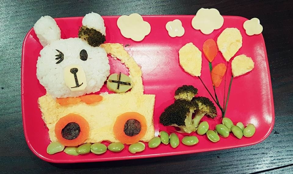 me 8x chia se kinh nghiem lam com bento cho be