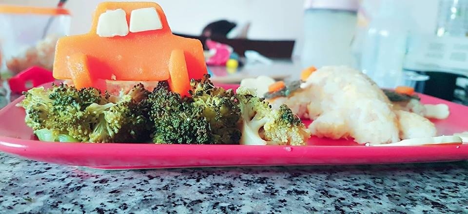 me 8x chia se kinh nghiem lam com bento cho be