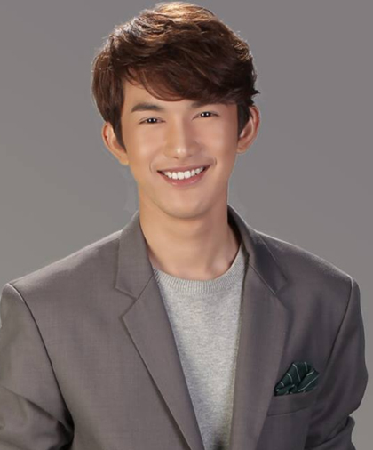 con trai dep nhu tai tu sau tham my khien me khong the nhan ra