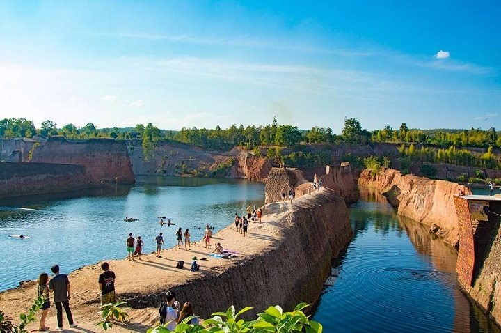 mc minh trang chia se top dia diem nhat dinh phai den o chiangmai thai lan cho gia dinh co tre nho