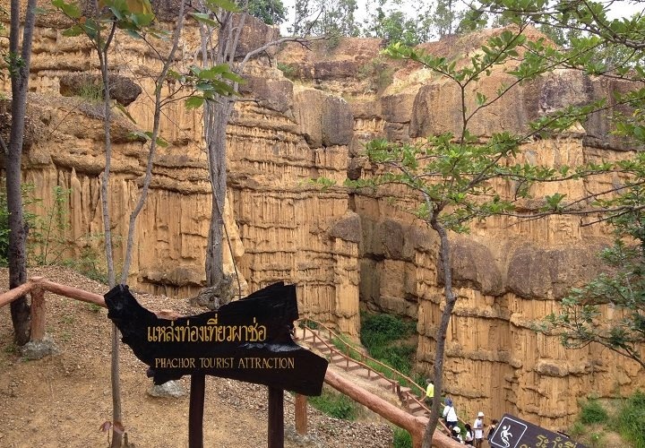mc minh trang chia se top dia diem nhat dinh phai den o chiangmai thai lan cho gia dinh co tre nho