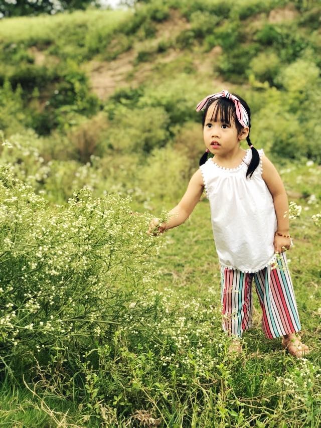 nghien mua quan ao cho con benh nang kho chua cua hoi me cuong con gai