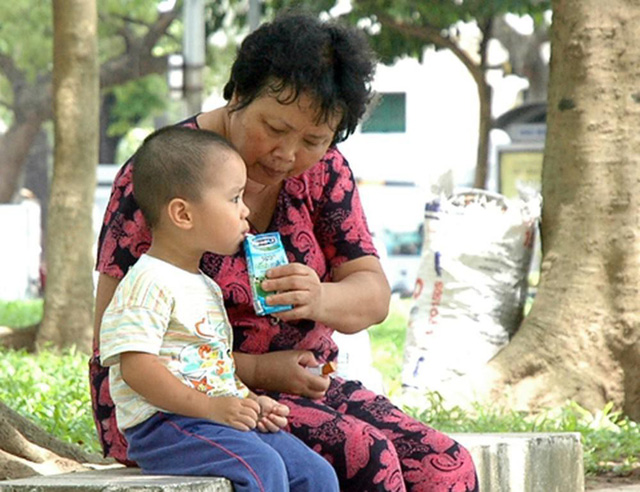ong ba noi voi chau 6 cau nay me ngai may cung phai dung ngay keo anh huong nhan cach