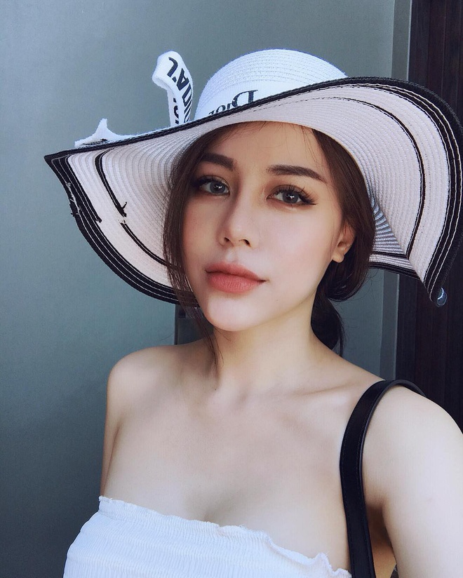 Bức ảnh hội bạn thân diện bikini nóng bỏng: Dù có chồng hay đang độc thân, phụ nữ luôn phải đẹp xuất sắc buc anh hoi ban than dien bikini nong bong du co chong hay dang doc than phu nu luon phai dep xuat sac