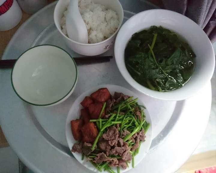 Cơm cữ mẹ chồng nấu: Vừa lợi sữa, vừa hồi phục sức khỏe nhanh com cu me chong nau vua loi sua vua hoi phuc suc khoe nhanh