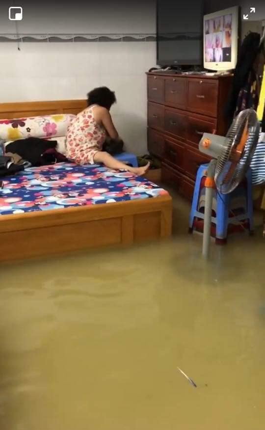 dem mat ngu va song chung voi nuoc cua nguoi sai gon