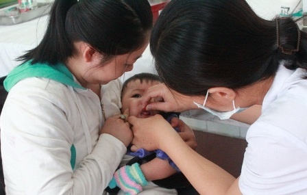 lich uong vet vitamin a lieu cao cho tre 6 36 thang tuoi o ha noi va tp hcm