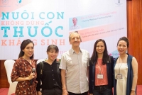 viem tai giua vi hat hoi xi mui qua manh