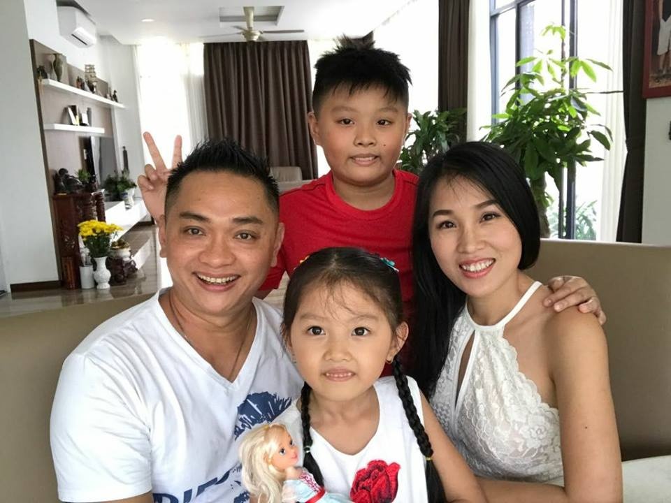 hanh phuc cua nu doanh nhan xin thoi viec o nha lam osin cham soc chong con