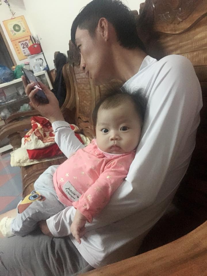 Nhật ký bố trông con: bố ngủ cứ ngủ, con thức cứ thức nhat ky bo trong con bo ngu cu ngu con thuc cu thuc