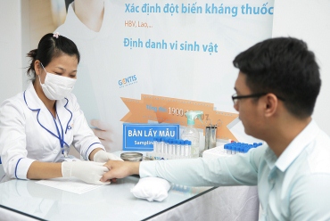 chang trai sai gon biet minh khong phai la dan ong khi xet nghiem cha con