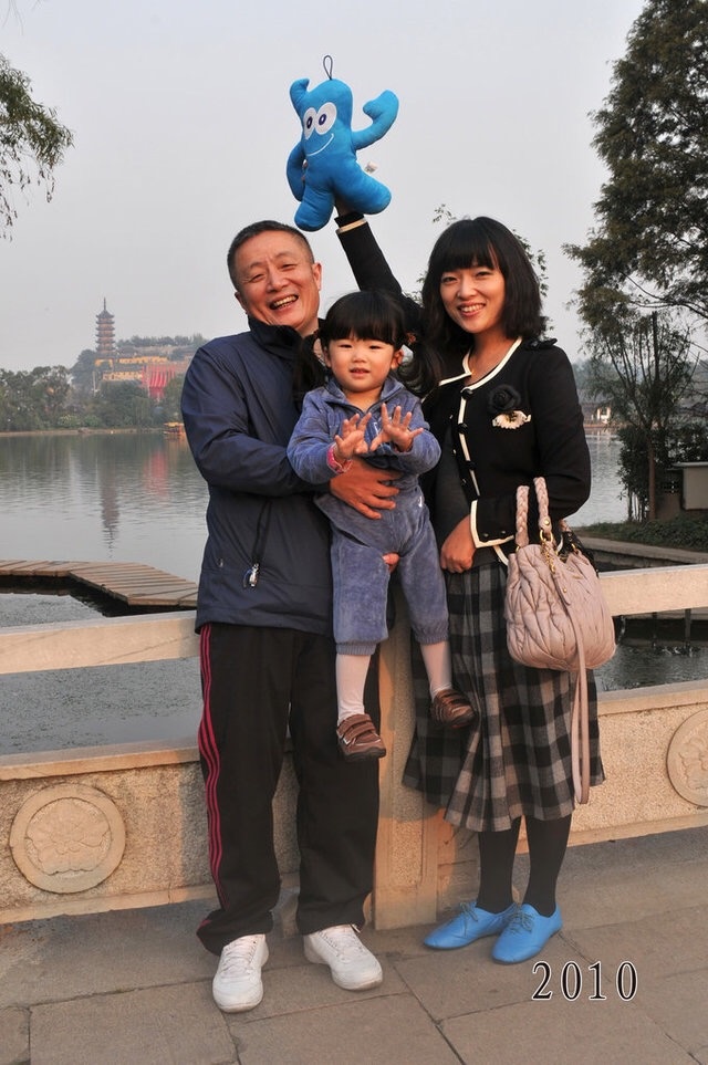 Bộ ảnh '35 năm qua cha con ta đã thay đổi thế nào' hút hàng nghìn lượt xem bo anh 35 nam qua cha con ta da thay doi the nao hut hang nghin luot xem