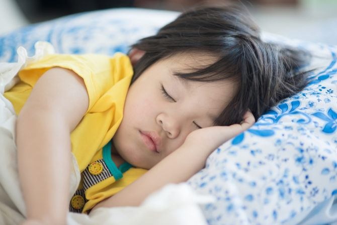 bac si collin sot la phan ung phong ve cua co the