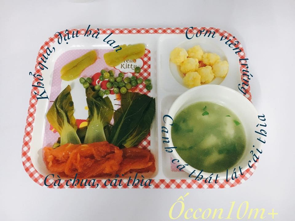 Ăn dặm BLW, bé 11 tháng tuổi biết gặm đùi gà, ăn chủ động như người lớn an dam blw be 11 thang tuoi biet gam dui ga an chu dong nhu nguoi lon