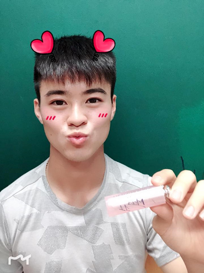 anh ngay be dang yeu ngo tau cua cac cau thu tuyen viet nam