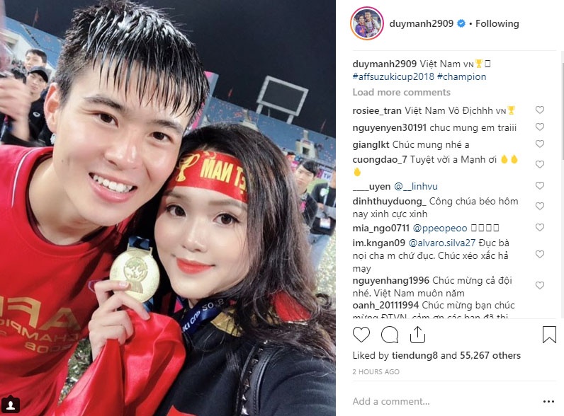 cau thu doi tuyen viet nam chia se gi tren mang xa hoi sau khi gianh chuc vo dich aff cup 2018