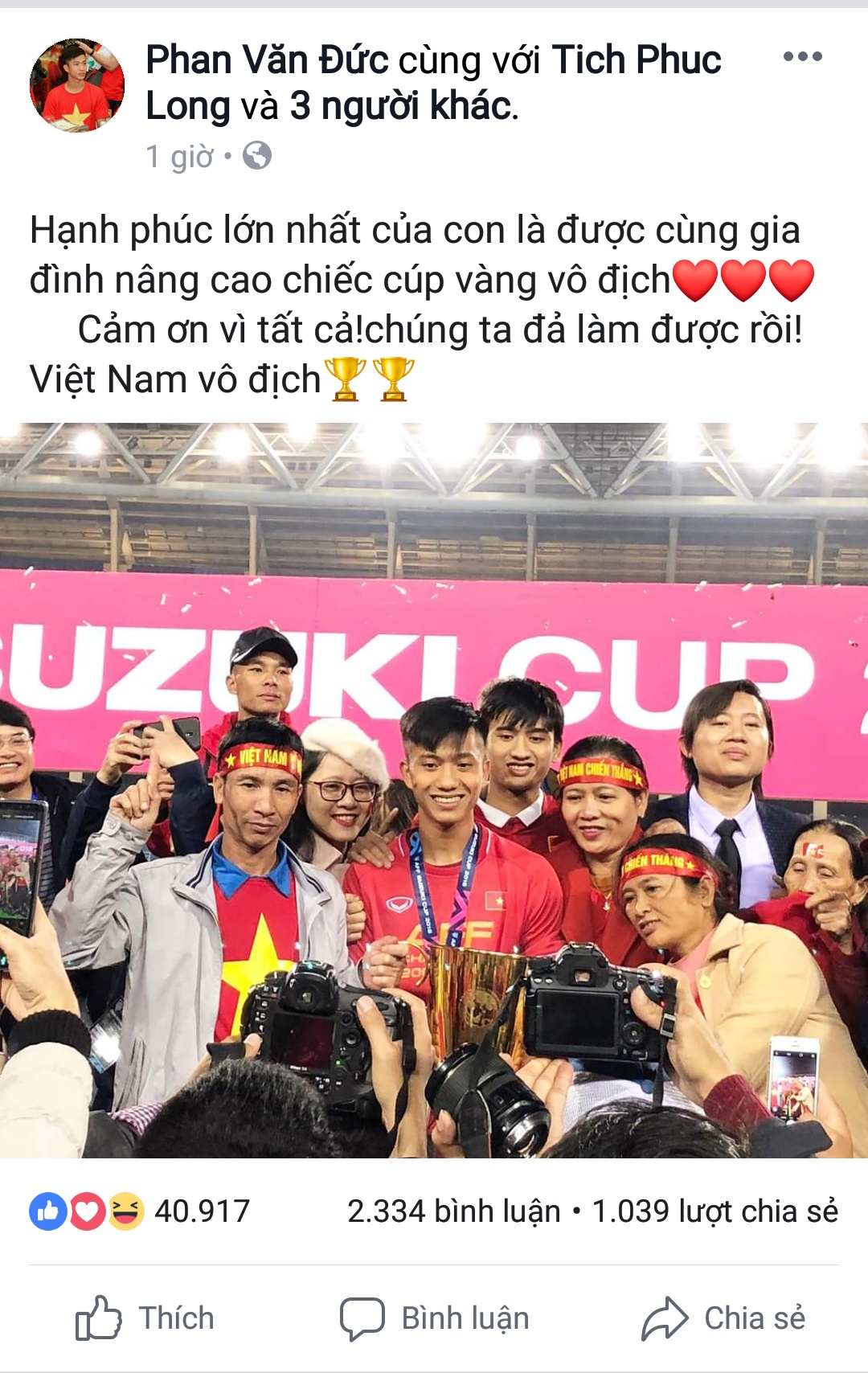 cau thu doi tuyen viet nam chia se gi tren mang xa hoi sau khi gianh chuc vo dich aff cup 2018