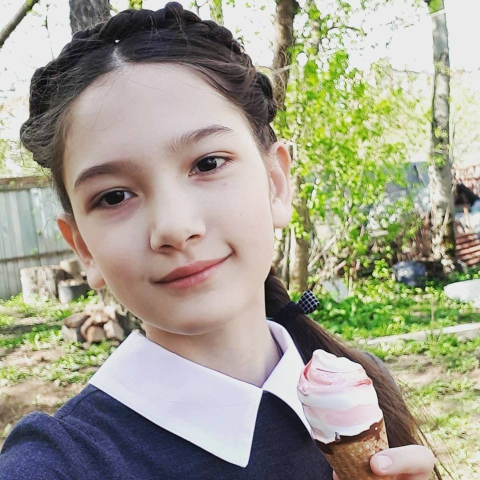 Không ngờ thủ môn Đặng Văn Lâm lại có cô em gái xinh xuất sắc như này khong ngo thu mon dang van lam lai co co em gai xinh xuat sac nhu nay