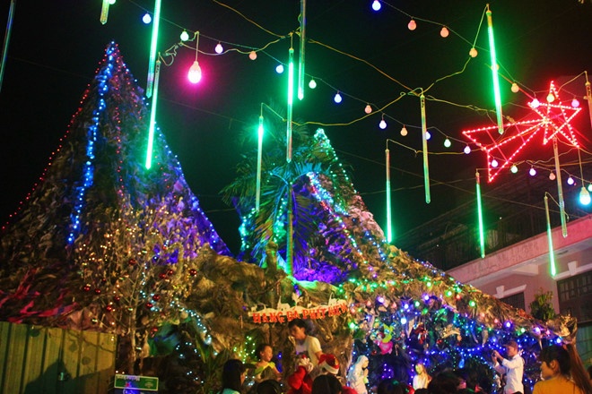 chup anh noel o sai gon nhung dia diem chup anh giang sinh dep huyen ao