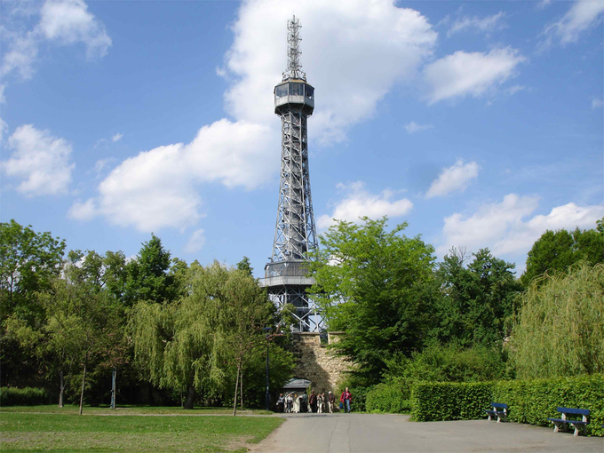 10 nơi để chiêm ngưỡng 'tháp Eiffel' mà không cần tới Pháp 10 noi de chiem nguong thap eiffel ma khong can toi phap