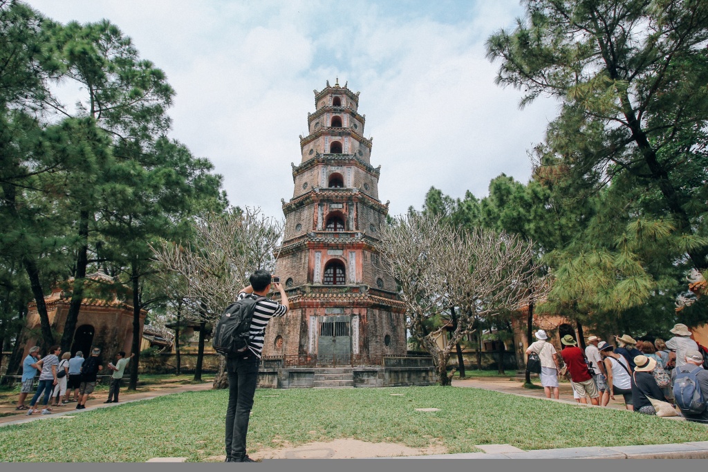 bi quyet du lich mot minh van co anh dep cua 9x hai phong