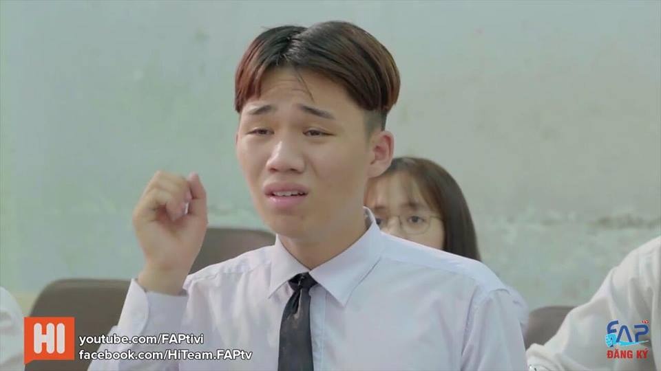 chang trai khong cam xuc khien dan mang thay mat la bat cuoi
