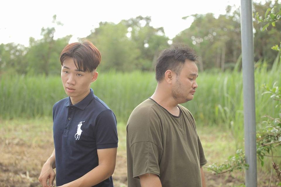 chang trai khong cam xuc khien dan mang thay mat la bat cuoi