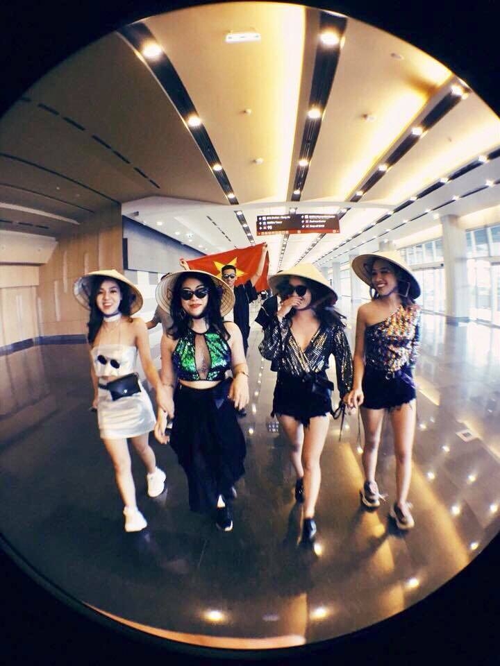 khi con tre hay thu mot lan doi non la den bangkok quay tung troi cung hoi ban than nhu 9x xinh dep nay