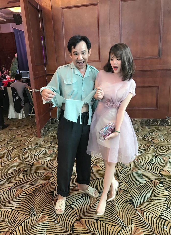 9x xinh dep tro thanh mc vtv den voi dien xuat tu khi con nho