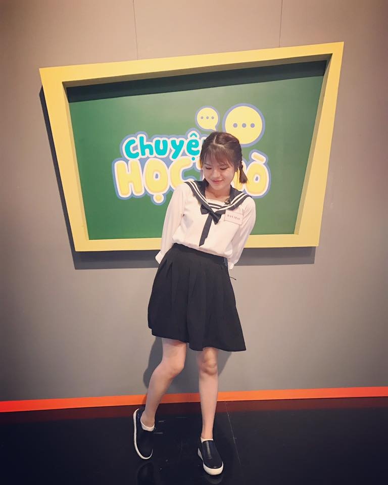 9x xinh dep tro thanh mc vtv den voi dien xuat tu khi con nho
